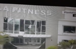 Breaking News Explosion Rocks Plantation Fitness Center Shopping Center 20 Injured
