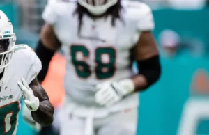 FINS WIN 20-17 SEASON OPENER TYREEK HILL DETAINED BY MIAMI DADE POLICE BEFORE THE GAME